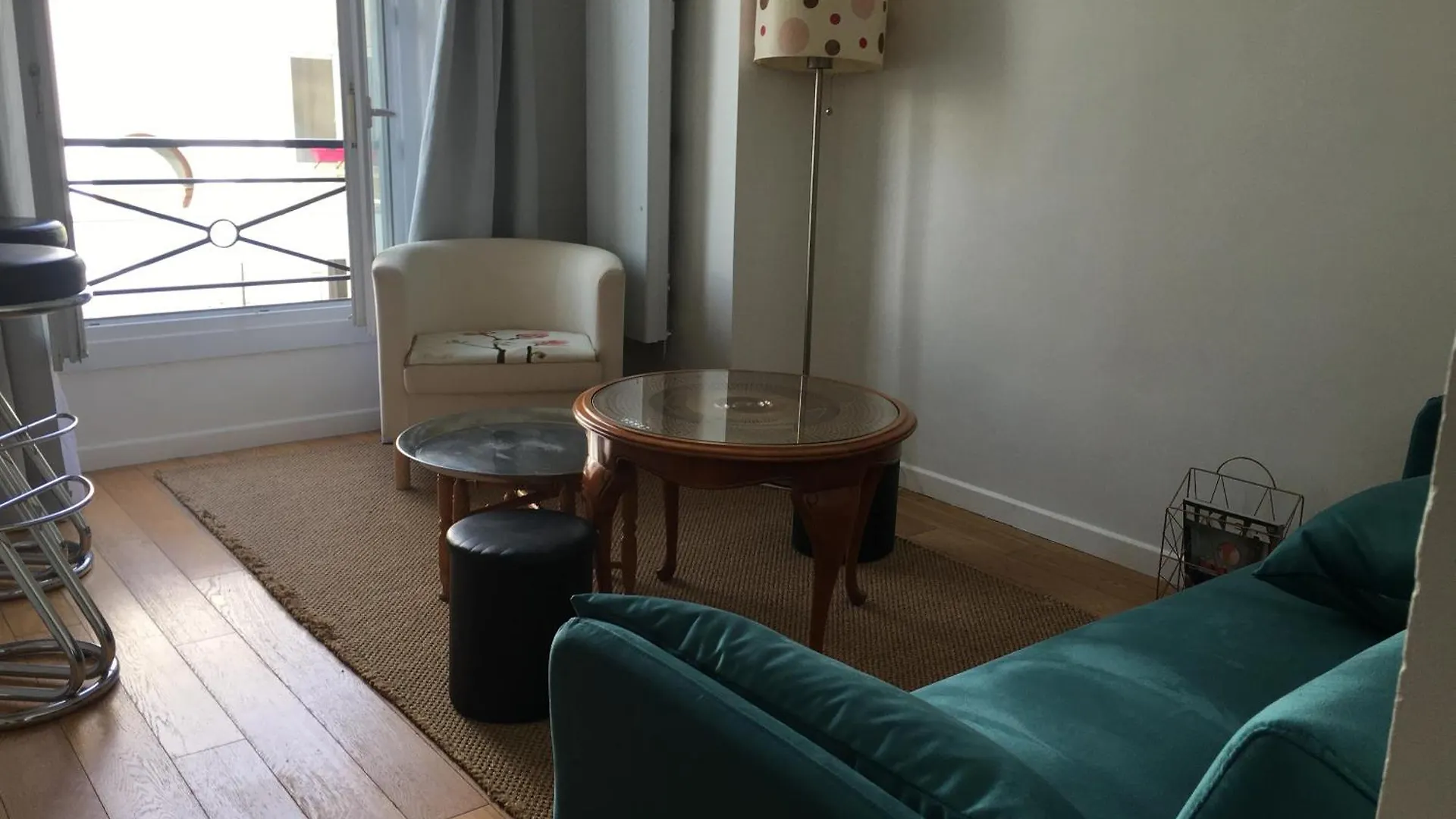 2 Pieces Dans Impasse Fleurie Apartamento *
